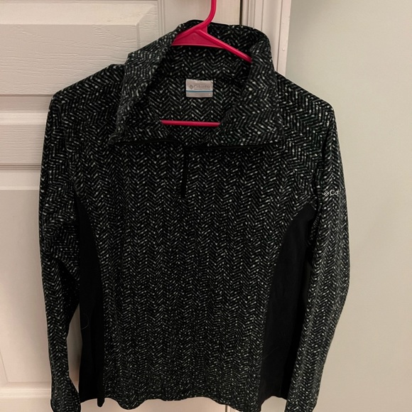 Columbia Quarter Zip - Picture 1 of 3